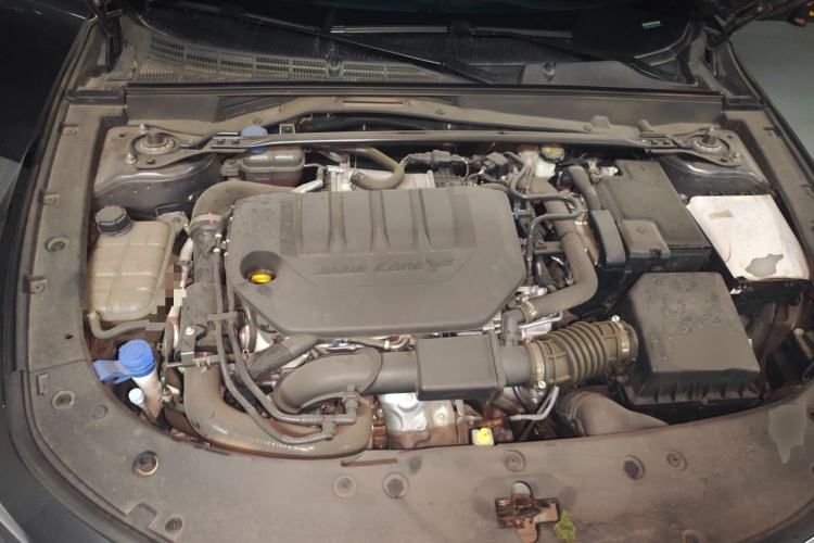 Used CHANGAN UNI-V 2022 2.0T Sporty Version Engine Bay