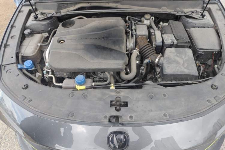 Used CHANGAN UNI-V 2022 1.5T Sport Edition Engine Bay