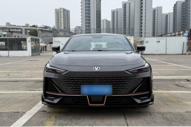Used CHANGAN UNI-V 2022 1.5T Sport Edition Exterior 1