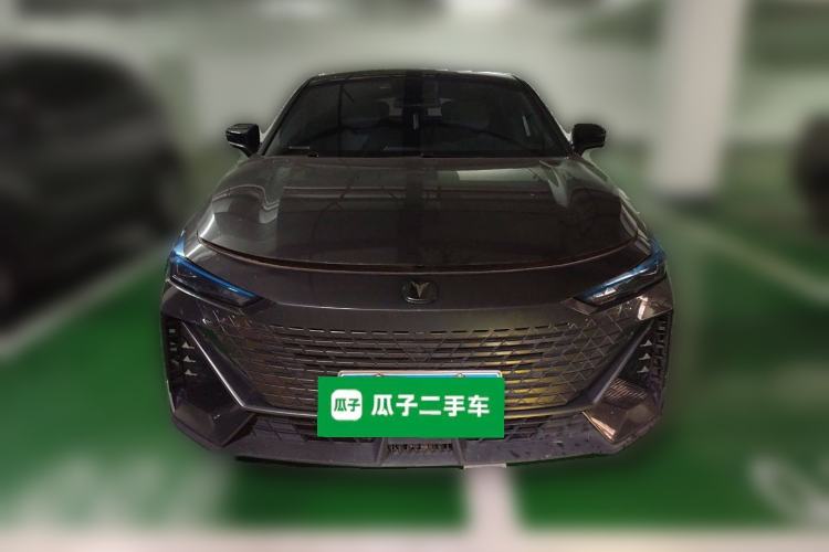 Used CHANGAN UNI-V 2022 1.5T Prestige Version Exterior 1