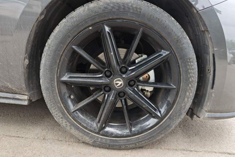 Used CHANGAN UNI-V 2022 1.5T Prestige Version Exterior 1