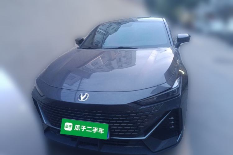 Used CHANGAN UNI-V 2022 1.5T Prestige Version Exterior 1