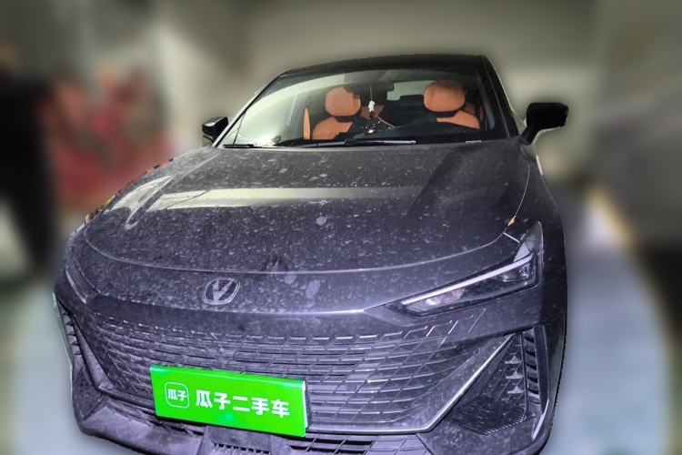 Used CHANGAN UNI-V 2022 1.5T Prestige Version Exterior 1