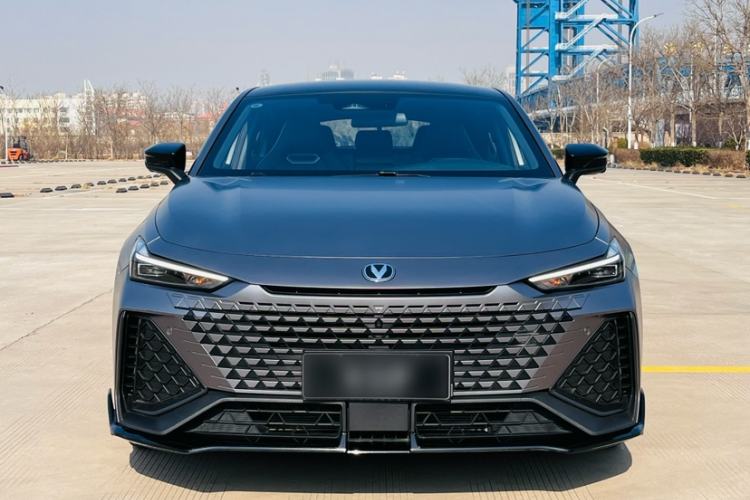 Used CHANGAN UNI-V 2022 2.0T Leading-Speed Edition Exterior 1