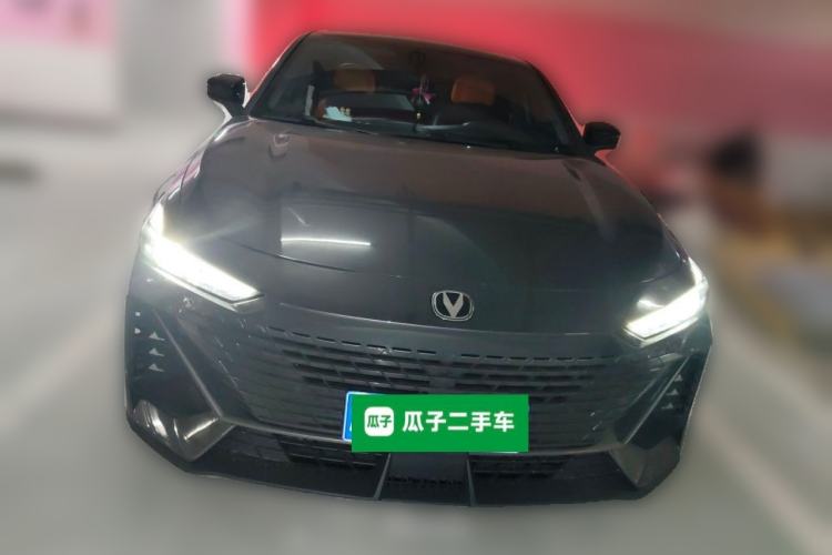 Used CHANGAN UNI-V 2022 1.5T Prestige Version Exterior 1