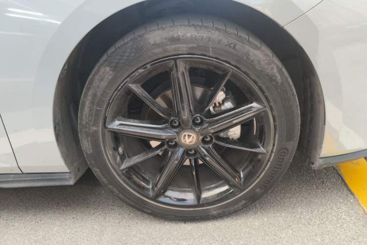 Used CHANGAN UNI-V 2022 1.5T Excellence Model Exterior 1