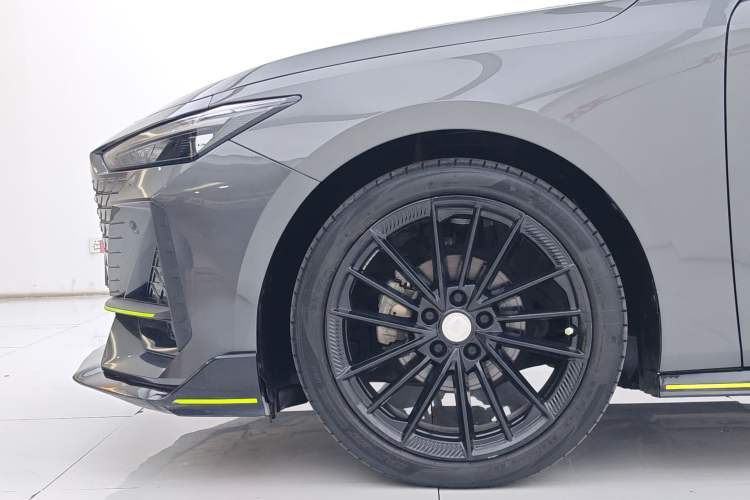 Used CHANGAN UNI-V 2022 1.5T Sport Edition Exterior 10