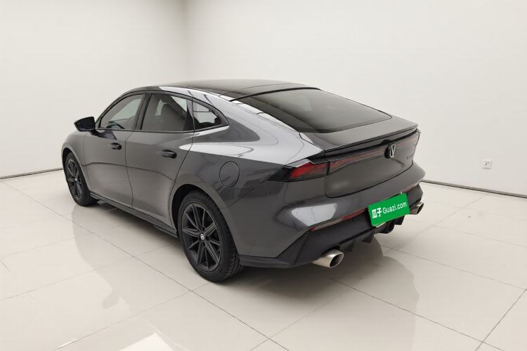 Used CHANGAN UNI-V 2022 1.5T Prestige Version Exterior 2