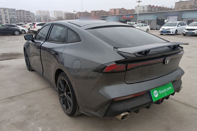 Used CHANGAN UNI-V 2022 1.5T Prestige Version Exterior 2