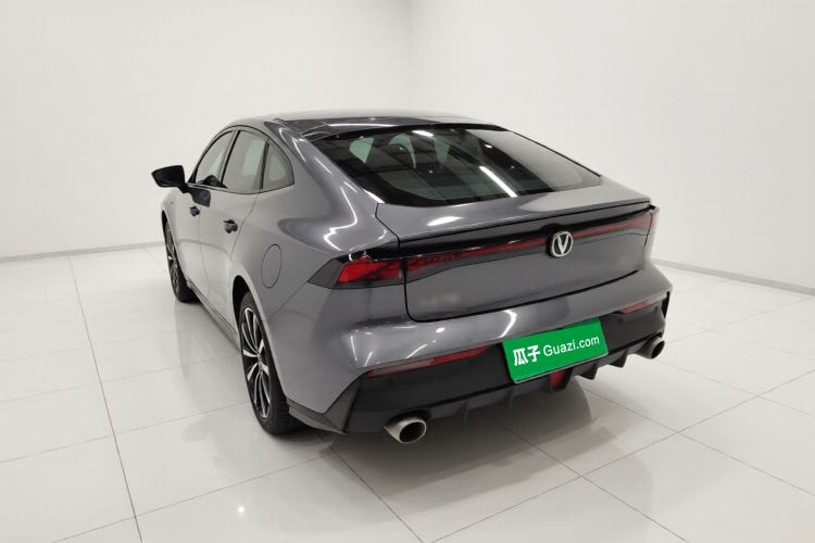 Used CHANGAN UNI-V 2022 1.5T Prestige Version Exterior 2