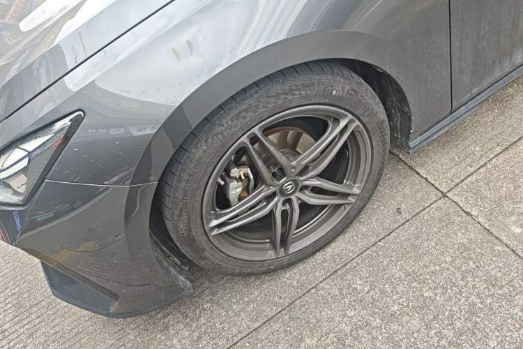 Used CHANGAN UNI-V 2022 1.5T Prestige Version Exterior 3