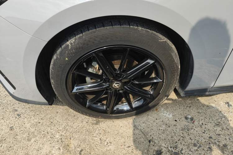 Used CHANGAN UNI-V 2022 1.5T Prestige Version Exterior 4