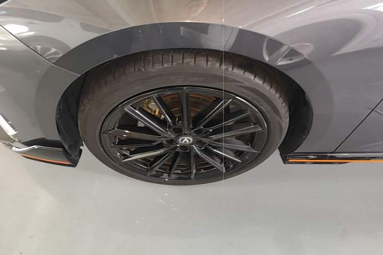 Used CHANGAN UNI-V 2022 1.5T Sport Edition Exterior 4