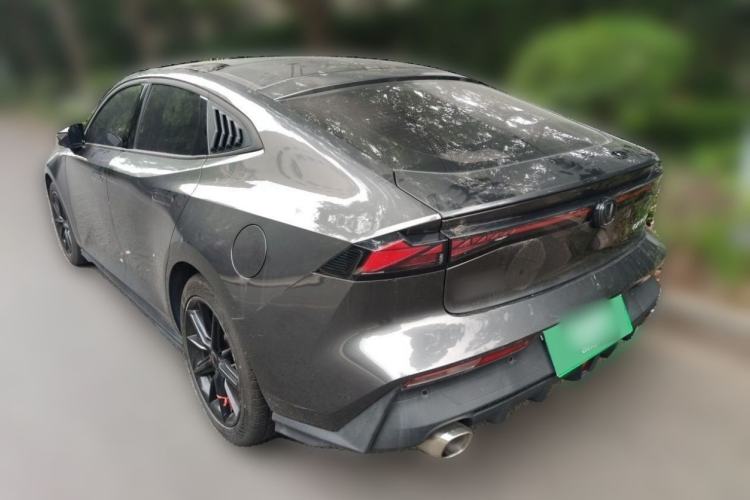 Used CHANGAN UNI-V 2022 1.5T Prestige Version Exterior 4