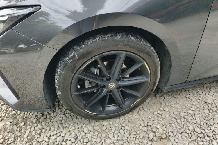 Used CHANGAN UNI-V 2022 1.5T Prestige Version Exterior 4
