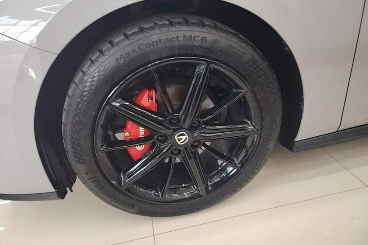 Used CHANGAN UNI-V 2022 1.5T Prestige Version Exterior 4