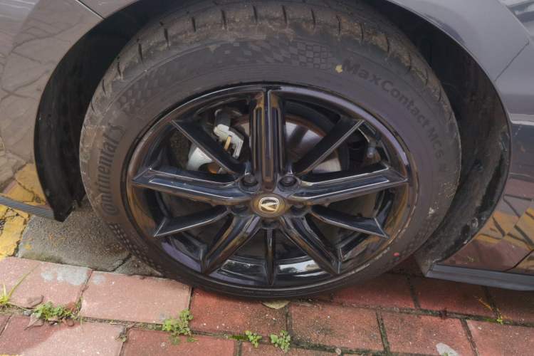 Used CHANGAN UNI-V 2022 1.5T Prestige Version Exterior 4