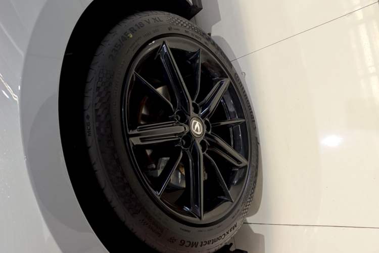 Used CHANGAN UNI-V 2022 1.5T Prestige Version Exterior 4