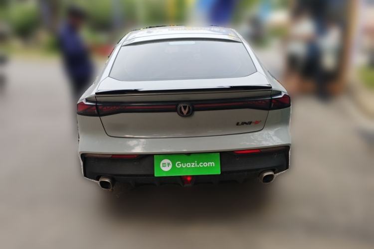 Used CHANGAN UNI-V 2022 1.5T Prestige Version Exterior 4