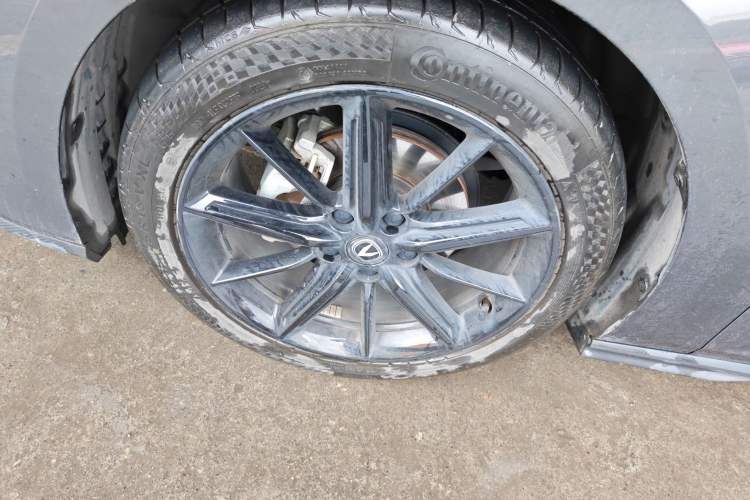 Used CHANGAN UNI-V 2022 1.5T Prestige Version Exterior 4