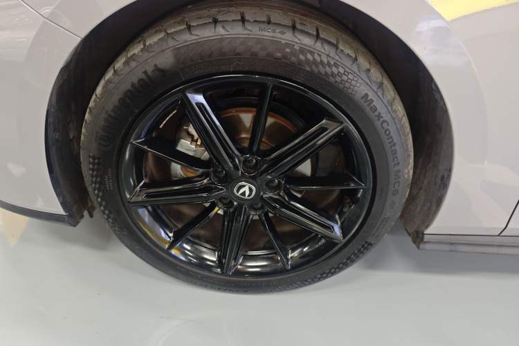 Used CHANGAN UNI-V 2022 1.5T Prestige Version Exterior 4
