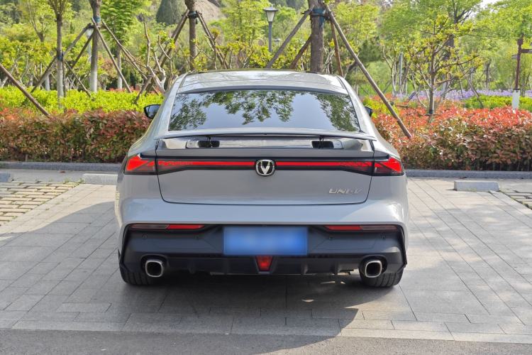 Used CHANGAN UNI-V 2022 1.5T Prestige Version Exterior 4
