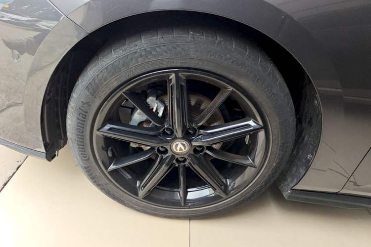 Used CHANGAN UNI-V 2022 1.5T Smart Navigation Version Exterior 4