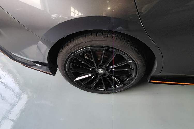 Used CHANGAN UNI-V 2022 1.5T Sport Edition Exterior 5