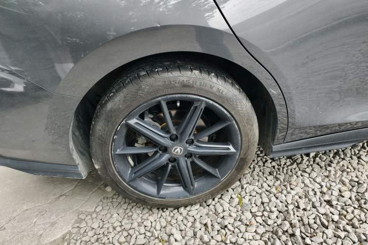 Used CHANGAN UNI-V 2022 1.5T Prestige Version Exterior 5