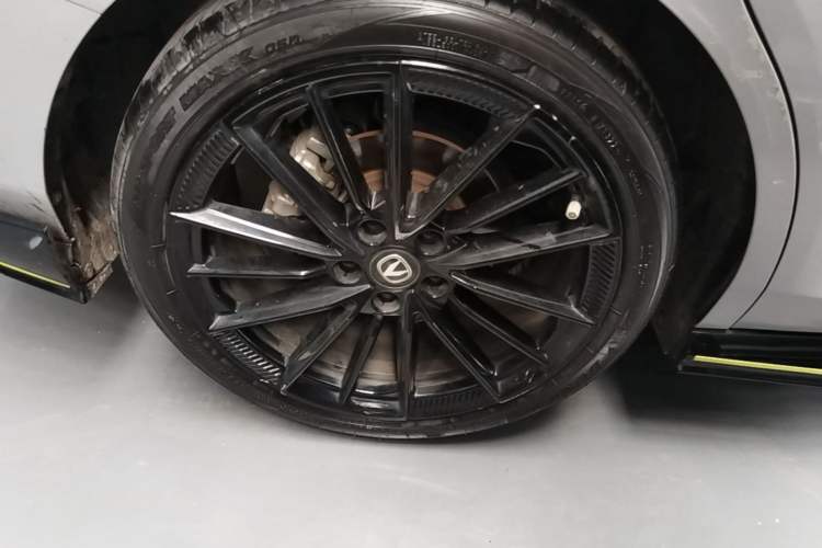 Used CHANGAN UNI-V 2022 1.5T Sport Edition Exterior 5