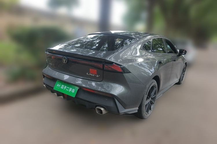 Used CHANGAN UNI-V 2022 1.5T Prestige Version Exterior 5