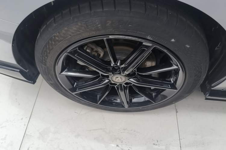Used CHANGAN UNI-V 2022 2.0T Leading-Speed Edition Exterior 5