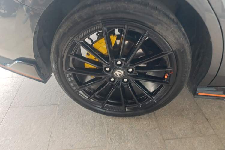 Used CHANGAN UNI-V 2022 1.5T Sport Edition Exterior 5