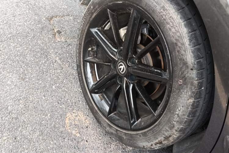 Used CHANGAN UNI-V 2022 1.5T Prestige Version Exterior 5