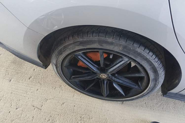 Used CHANGAN UNI-V 2022 1.5T Prestige Version Exterior 5