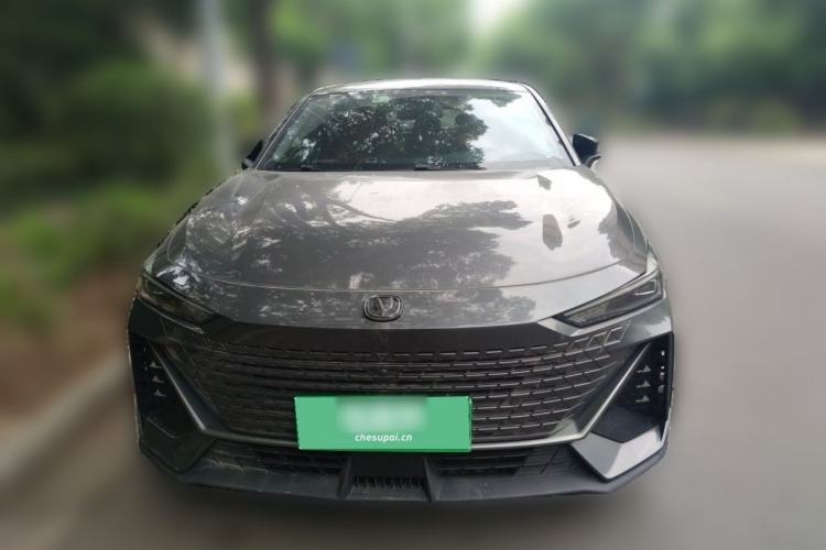 Used CHANGAN UNI-V 2022 1.5T Prestige Version Exterior 6