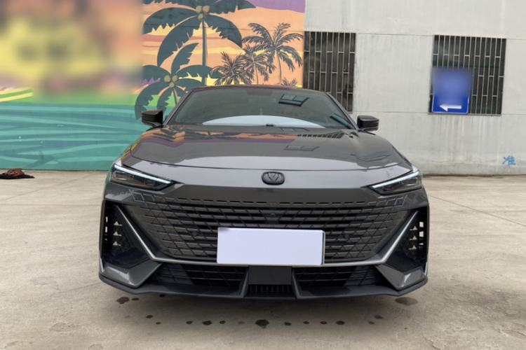 Used CHANGAN UNI-V 2022 1.5T Prestige Version Exterior 7