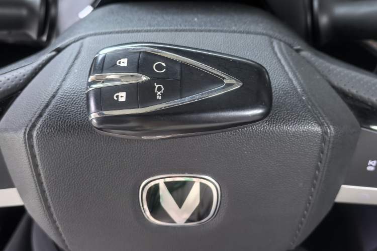 Used CHANGAN UNI-V 2022 1.5T Prestige Version Exterior 8