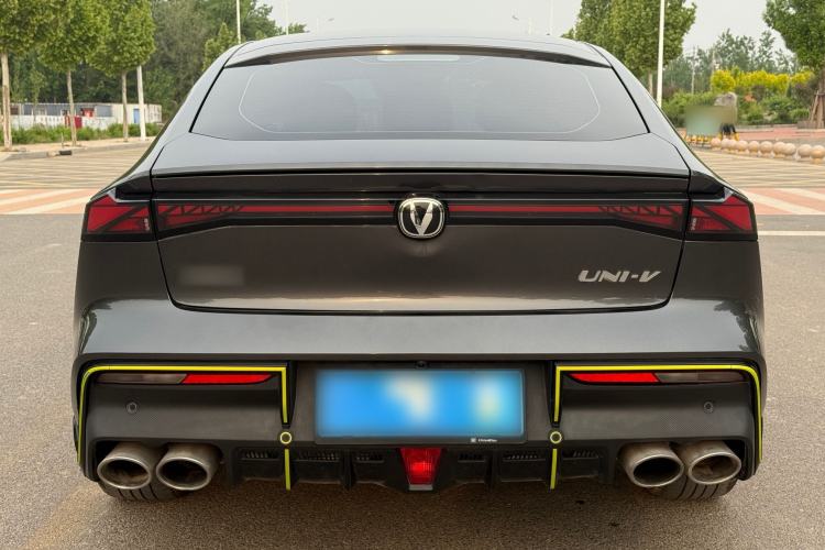 Used CHANGAN UNI-V 2022 1.5T Sport Edition Exterior 8