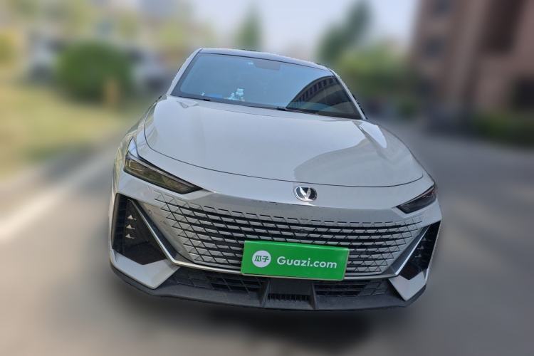 Used CHANGAN UNI-V 2022 1.5T Prestige Version Front