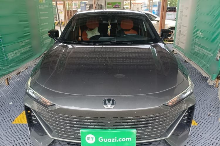 Used CHANGAN UNI-V 2022 1.5T Prestige Version Front