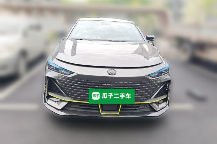 Used CHANGAN UNI-V 2022 1.5T Sport Edition Front