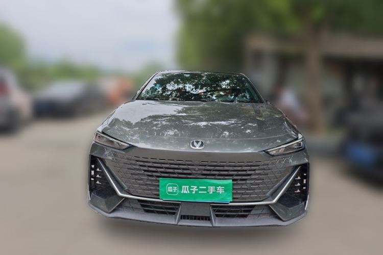 Used CHANGAN UNI-V 2022 1.5T Prestige Version Front