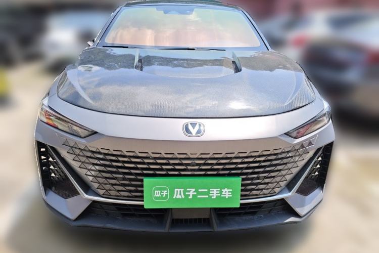 Used CHANGAN UNI-V 2022 1.5T Prestige Version Front