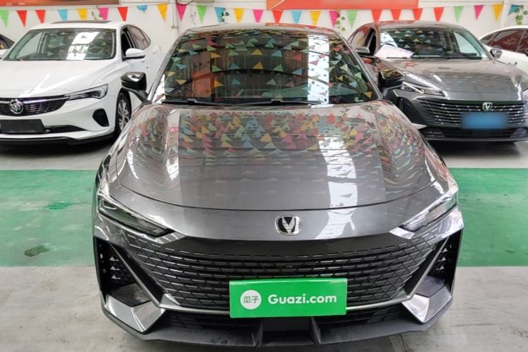 Used CHANGAN UNI-V 2022 1.5T Prestige Version Front