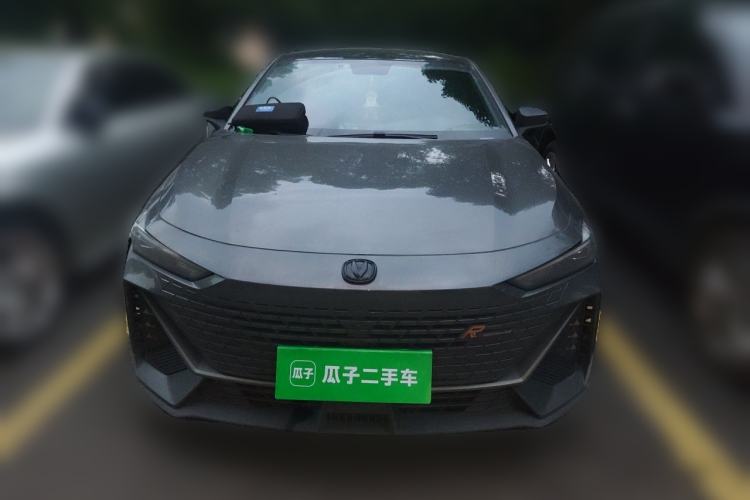 Used CHANGAN UNI-V 2022 1.5T Prestige Version Front