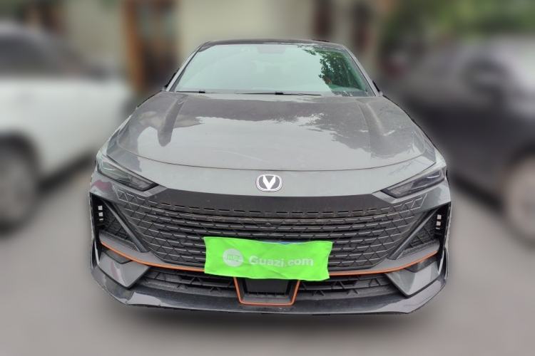 Used CHANGAN UNI-V 2022 1.5T Sport Edition Front
