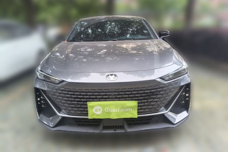 Used CHANGAN UNI-V 2022 1.5T Prestige Version Front