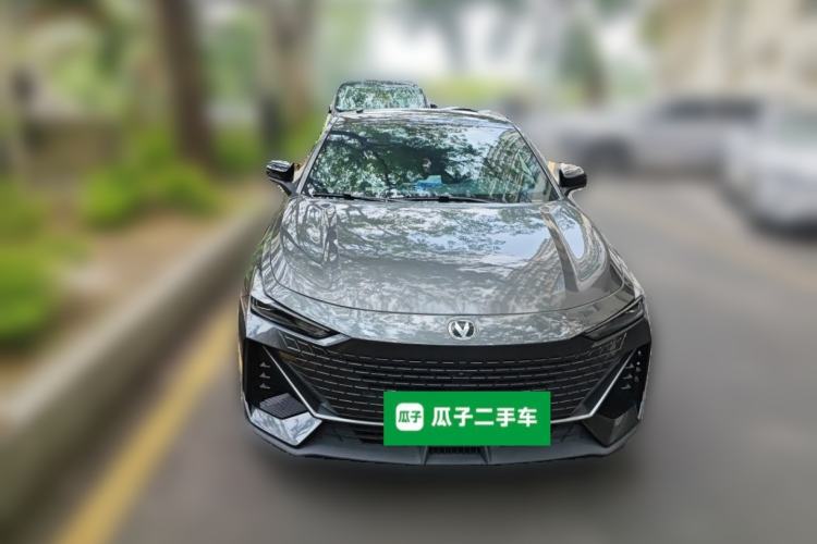 Used CHANGAN UNI-V 2022 1.5T Prestige Version Front