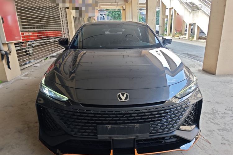 Used CHANGAN UNI-V 2022 2.0T Sporty Version Front